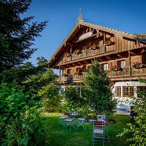 https://landhaus-christl-am-see.com-bavaria.com